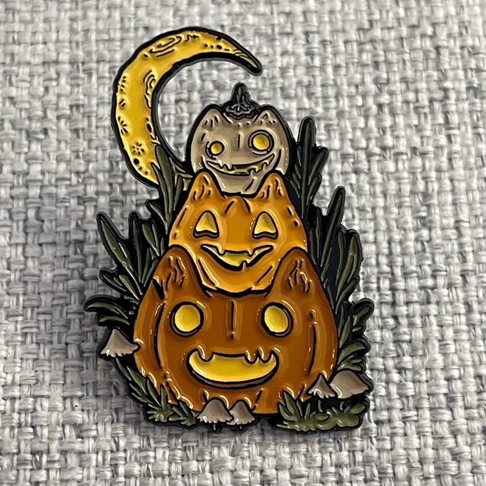 Halloween Creatures Blind Box Enamel Pin By Guild Of Calamity - Pumkin Stack